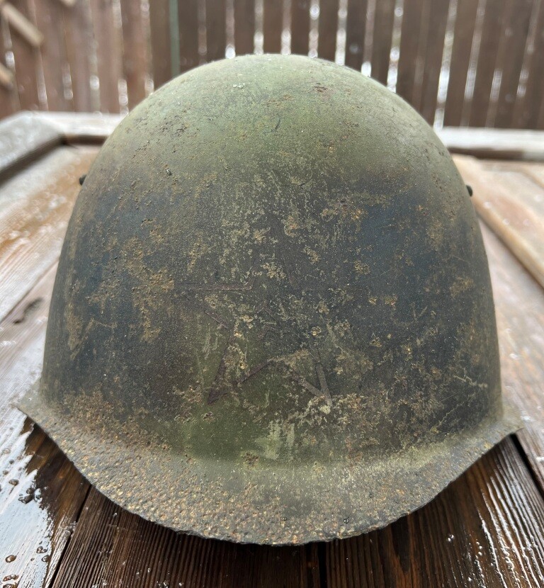 Soviet helmet Ssh39 / from Stalingrad