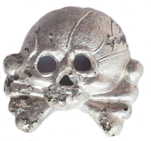 Panzer collar tab skull / from Stalingrad