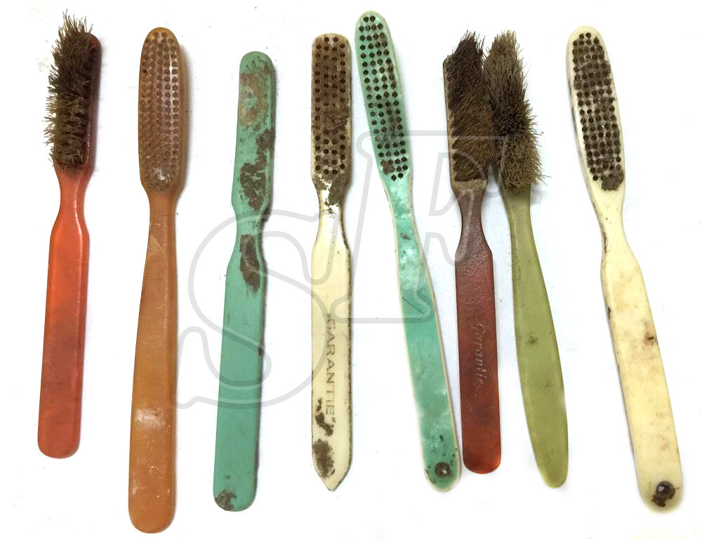 Toothbrushes, 3 Reich