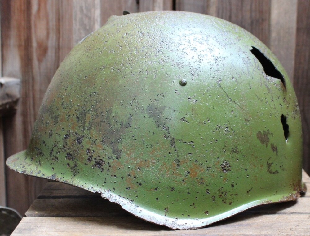 Soviet helmet SSh39 / from Karelia