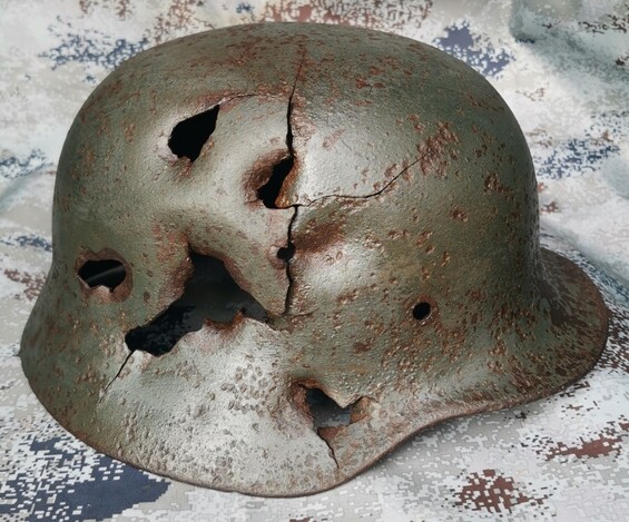 German helmet M35 / from Rzhev