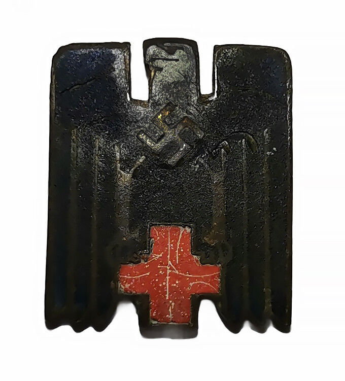 DRK Membership Pin / from Konigsberg