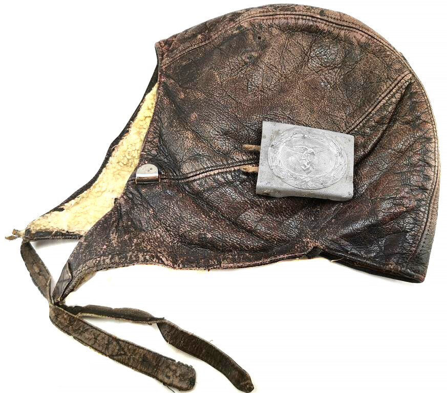 Luftwaffe Pilot’s leather helmet and belt buckle