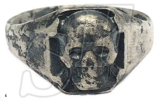Skull ring / from Stalingrad