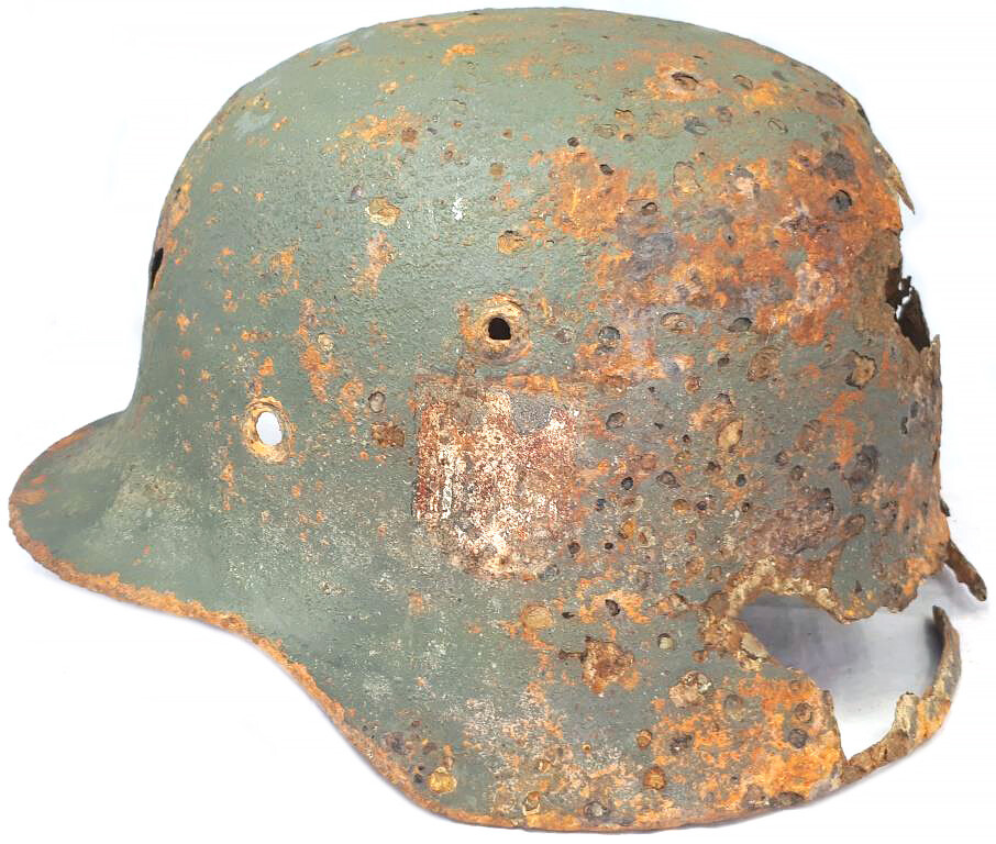 Wehrmacht helmet M35 DD / from Stalingrad