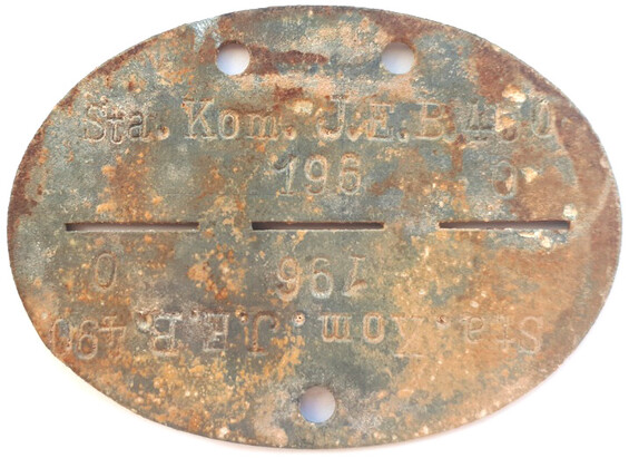 Dogtag Sta.Kom.J.E.B.490 / from Novgorod