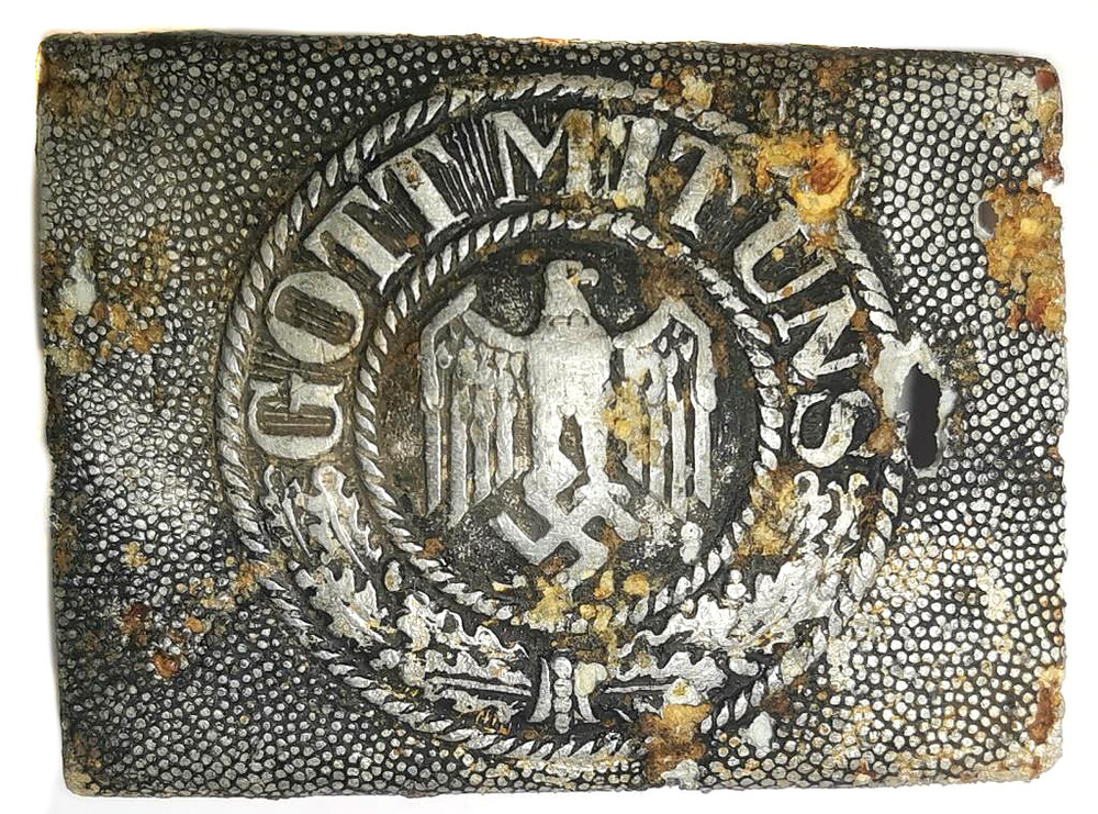 Aluminum Wehrmacht belt buckle “Gott mit Uns” / from Novgorod