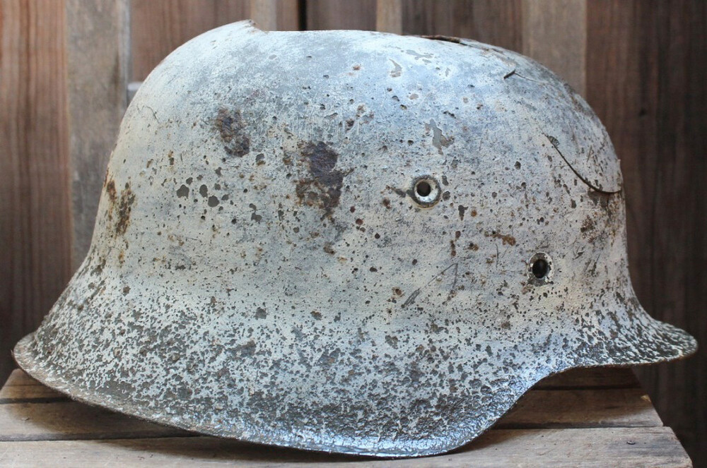 Winter camo German helmet M42 / from Smolensk