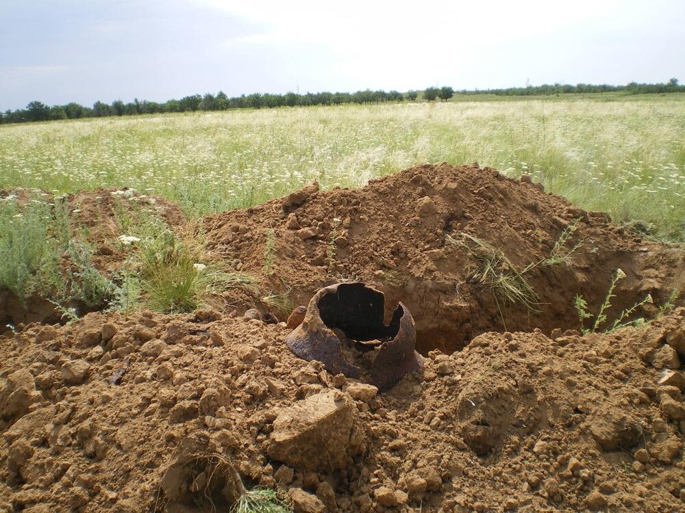 German helmet M40 / from Stalingrad