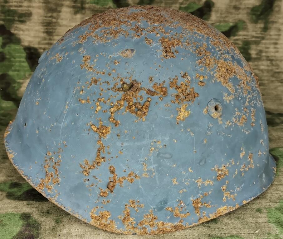 Italian helmet M33 / from Rossosh