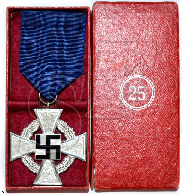 The Cross of 25 Years of Civil Service