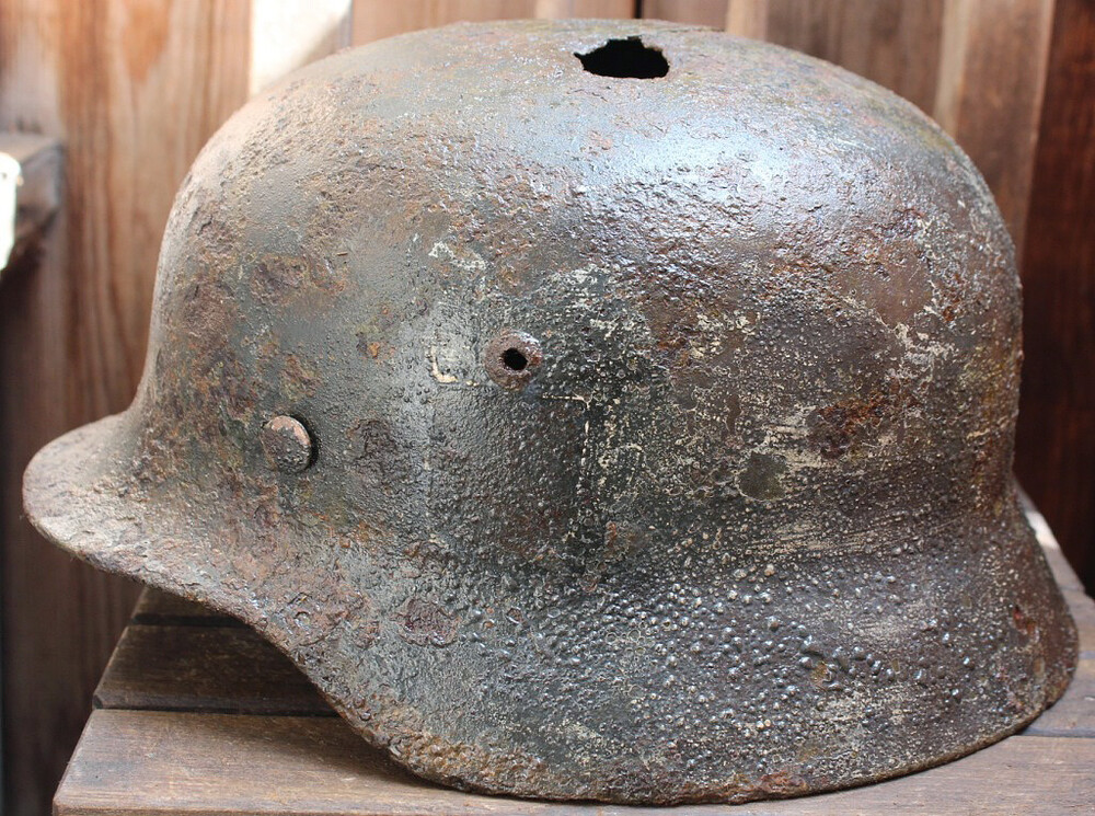 German helmet M35 / from Koenigsberg