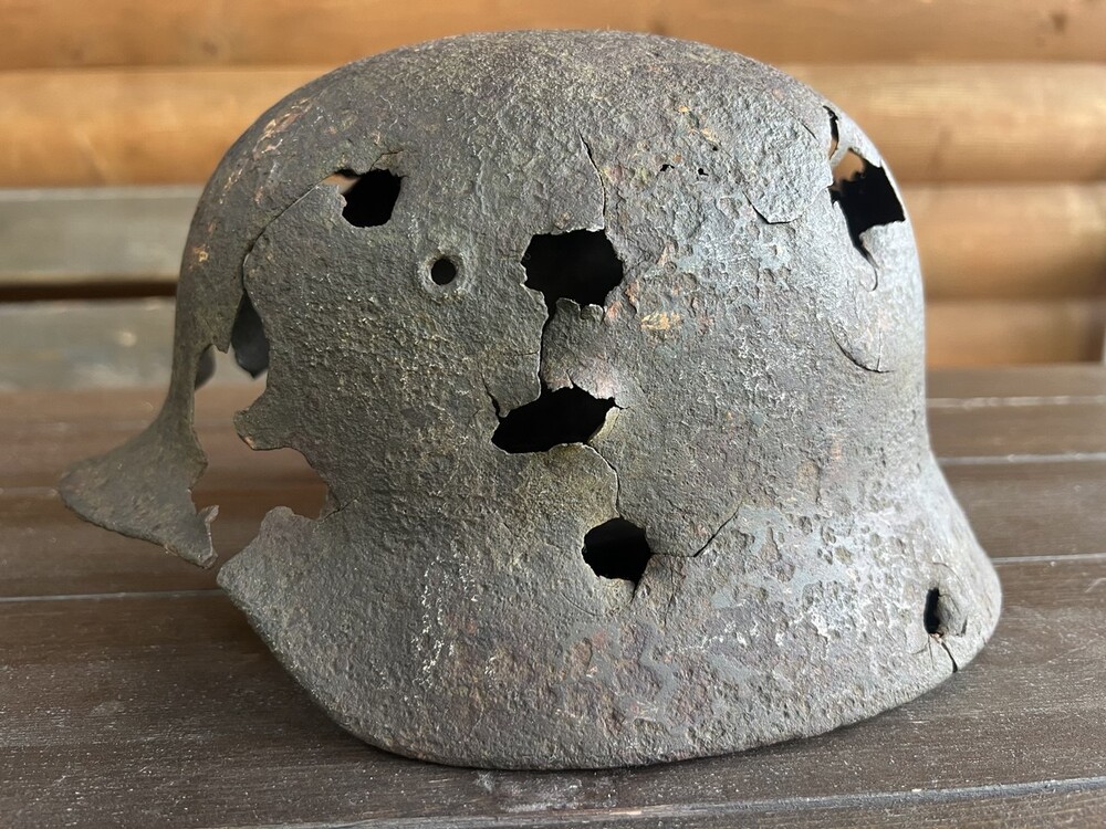 German helmet M40 / from Leningrad