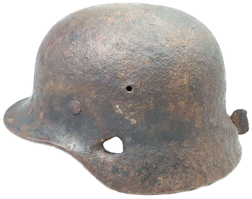 German helmet M40 / from Stalingrad