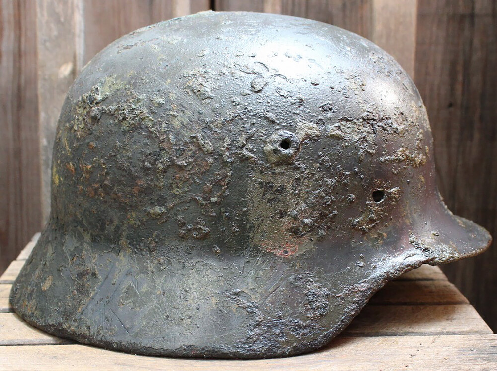 German helmet M35 / from Pskov