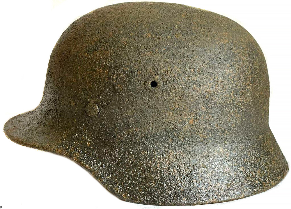German helmet M40 / from Konigsberg