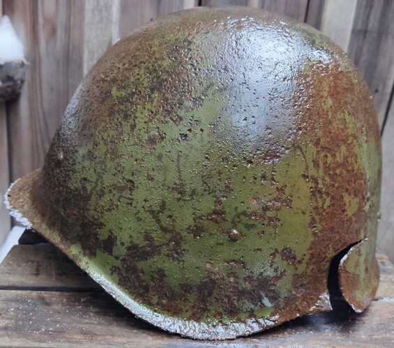 Soviet helmet SSh40 / from Karelia