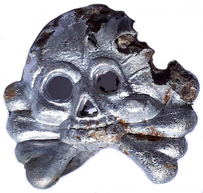 Panzer collar tab skull / from Stalingrad
