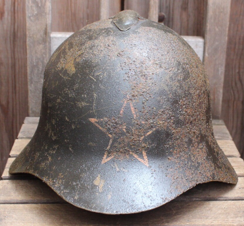 Soviet helmet SSh36 / from Leningrad