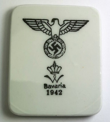 Refrigerator magnet from the dishes of the Deutsches Reich