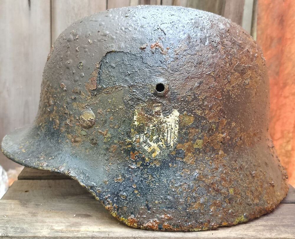 Wehrmacht helmet M35 / from Smolensk