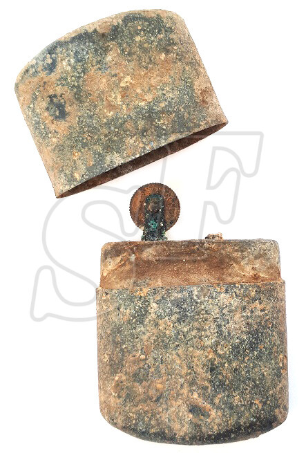 German soldier’s cigarette lighter / from Stalingrad