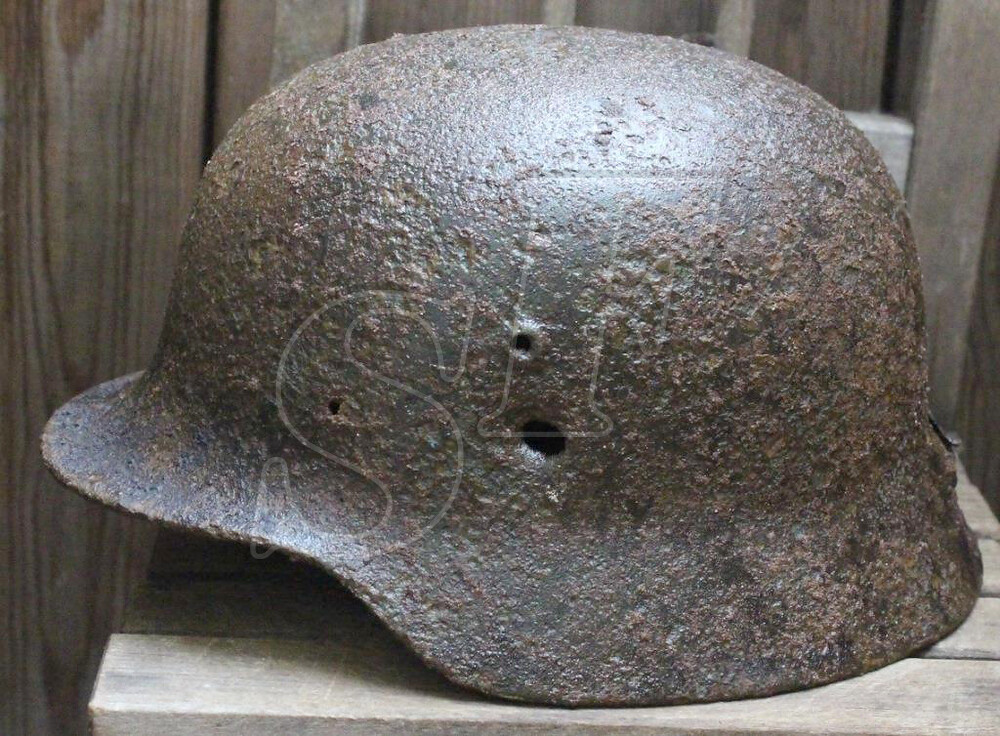 German helmet М35 / from Velikiye Luki
