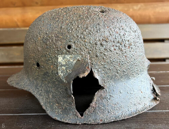 German helmet M42 / from Kursk