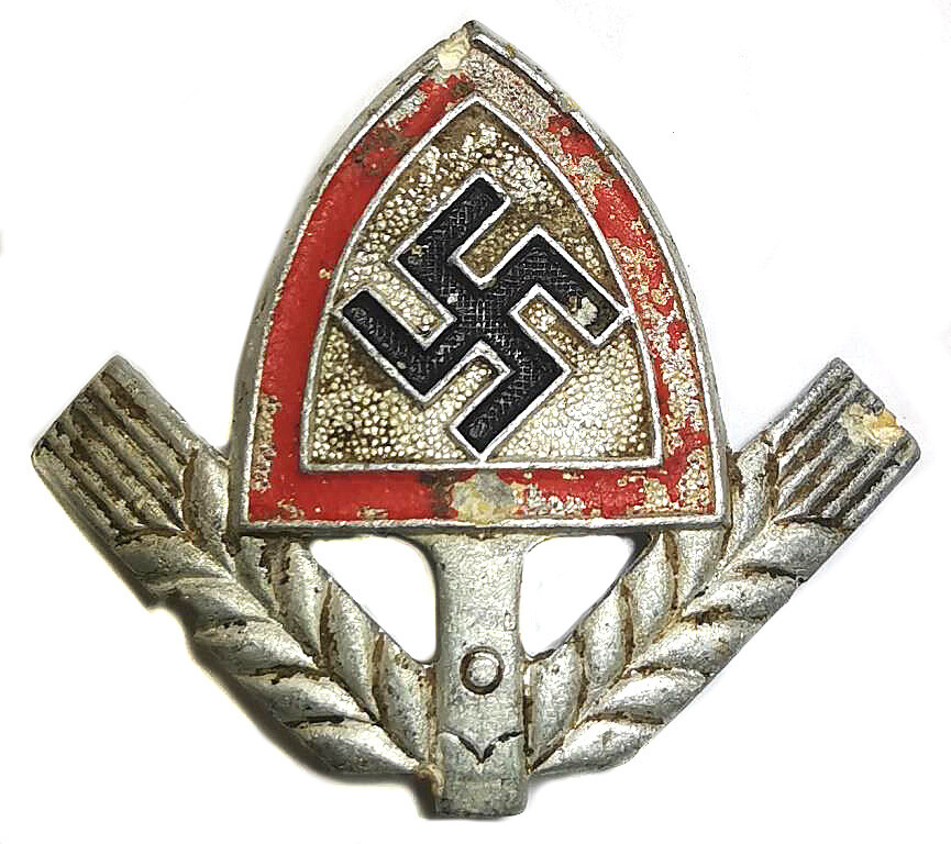 RAD cap badge / from Novgorod