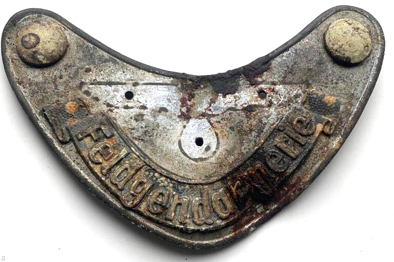 Feljandarmerie gorget / from Stalingrad