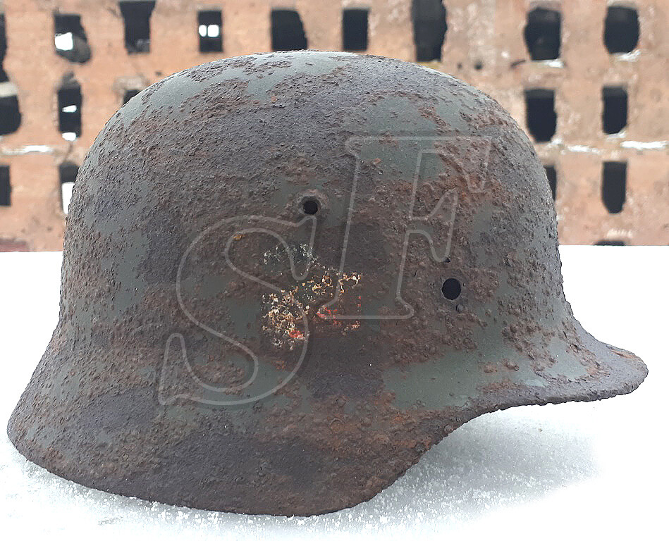 German helmet М35 / from Stalingrad