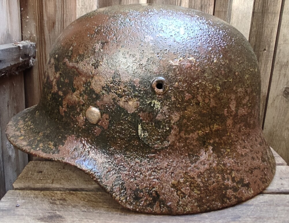 German helmet M40 / from Stalingrad