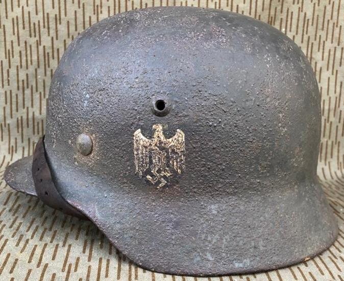 Wehrmacht helmet M35 DD / from Voronezh