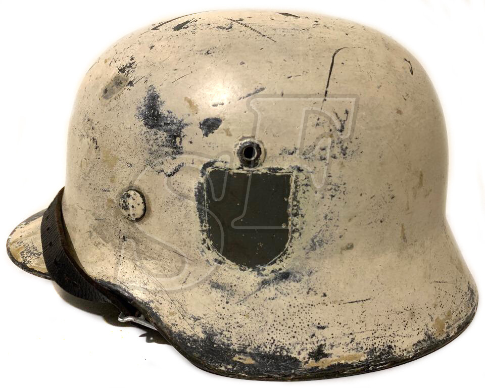 Winter camo helmet M35 / from Novgorod