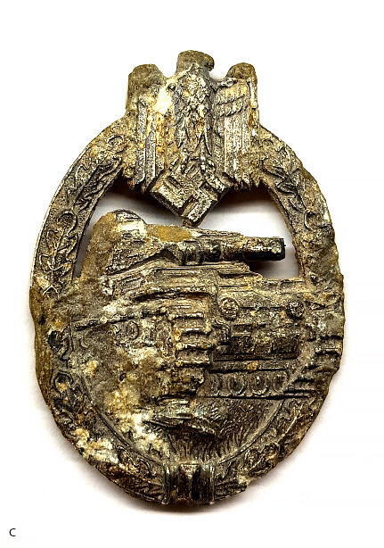 Panzer Badge by Hermann Aurich Dresden (113), DH / from Koenigsberg