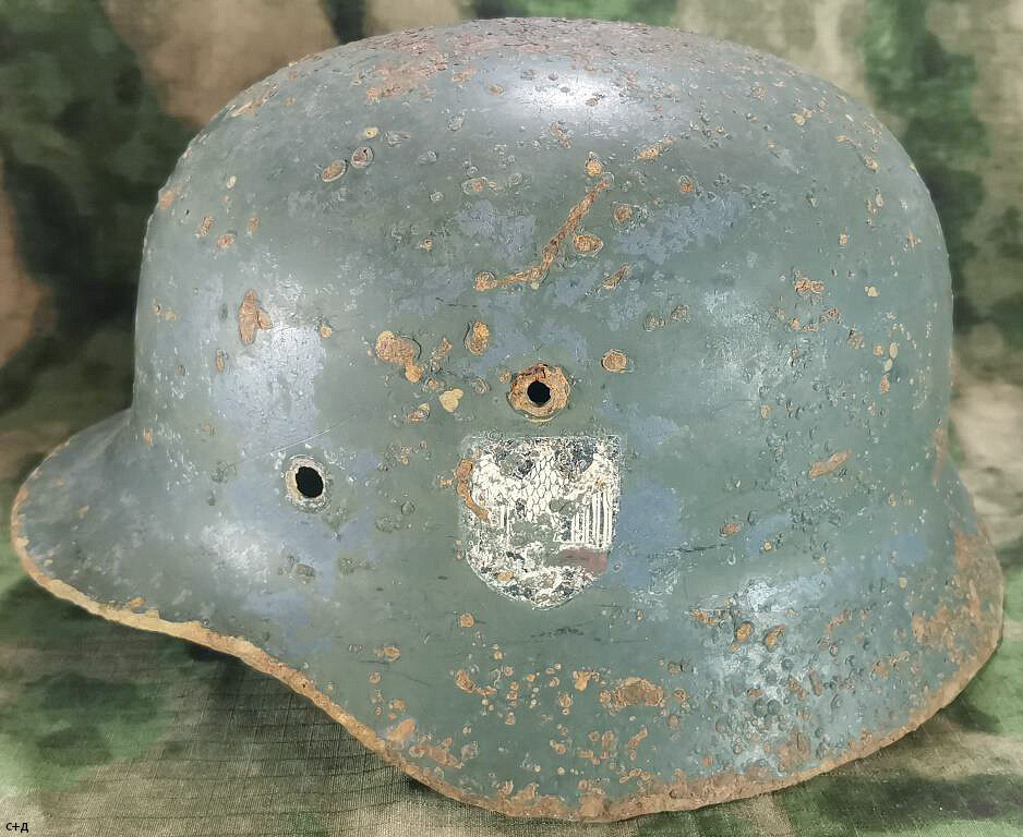 Wehrmacht helmet M35 DD / from Smolensk