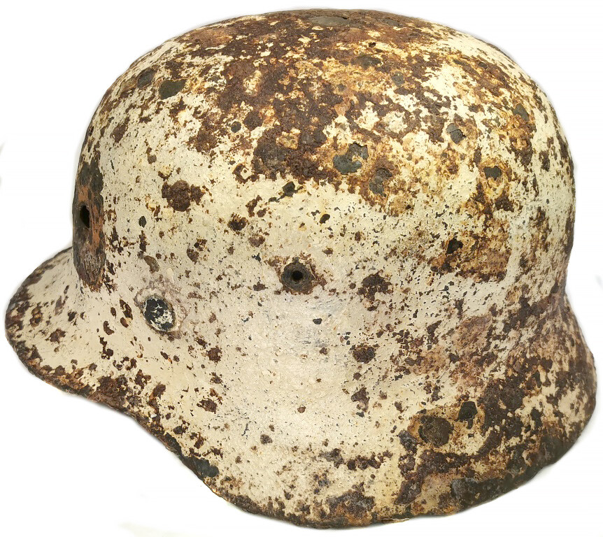 Winter camo German helmet M40 / from Stalingrad