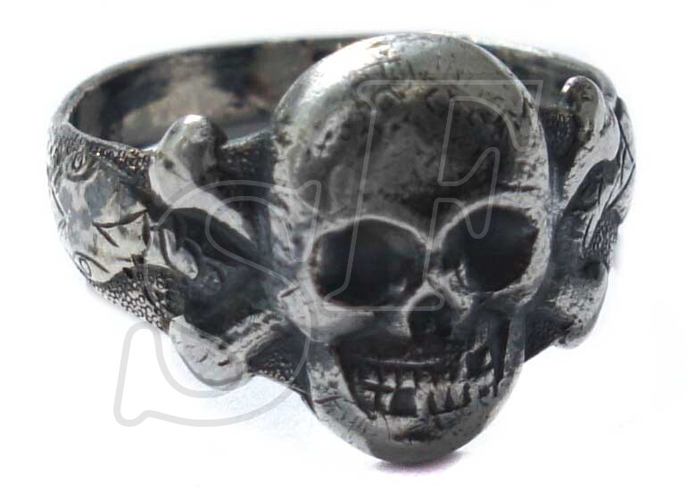 Skull ring 3 Reich