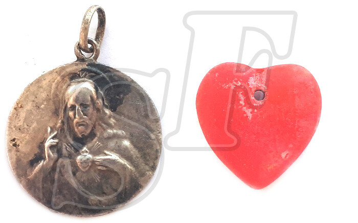 2 pendants of German soldier’s / from Stalingrad