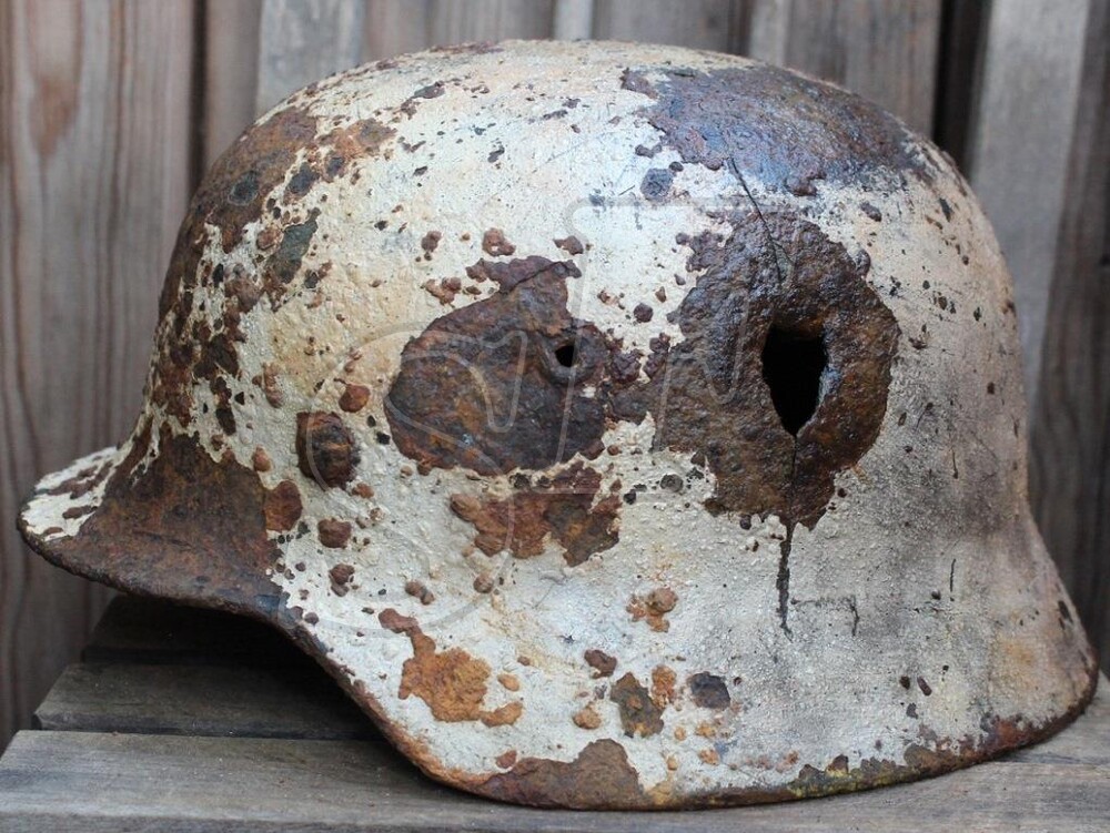 Winter camo helmet M40 / from Leningrad