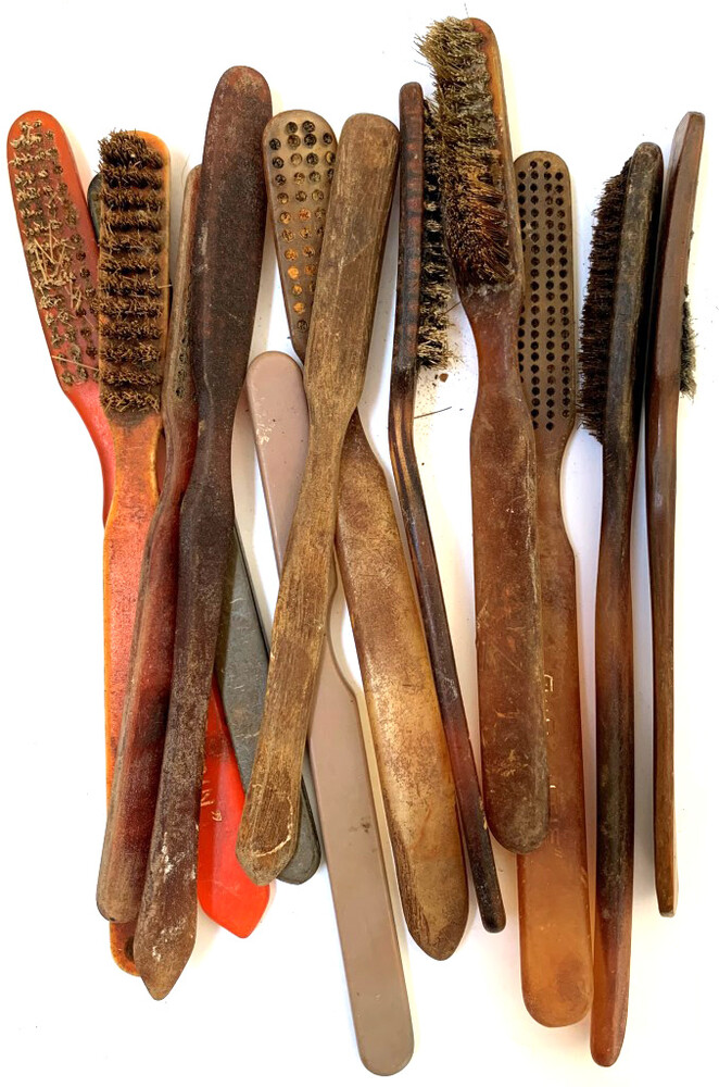 Set of toothbrushes
