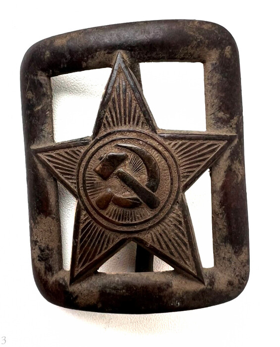 Soviet belt buckle / from Stalingrad