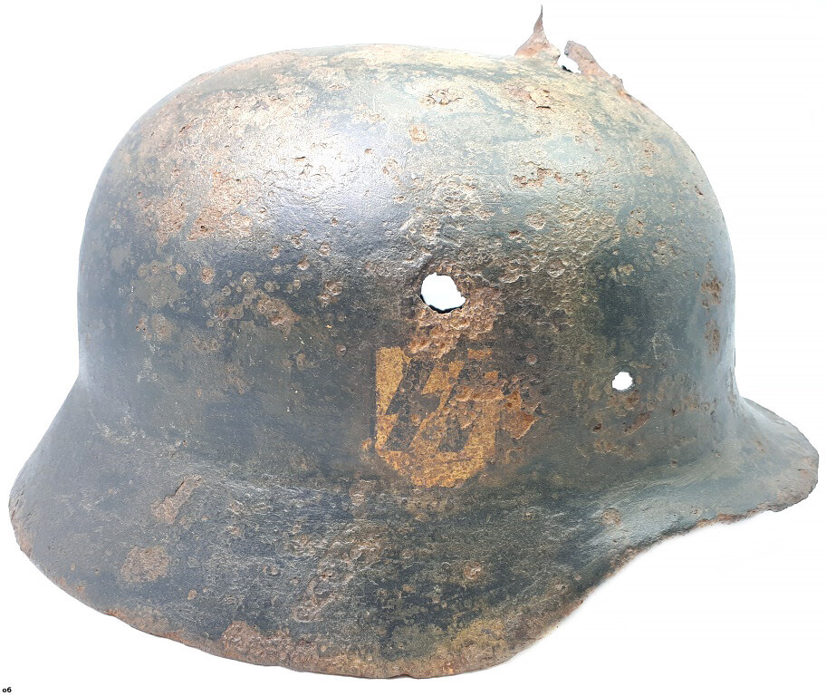 Waffen SS helmet M40 / from Demyansk Pocket
