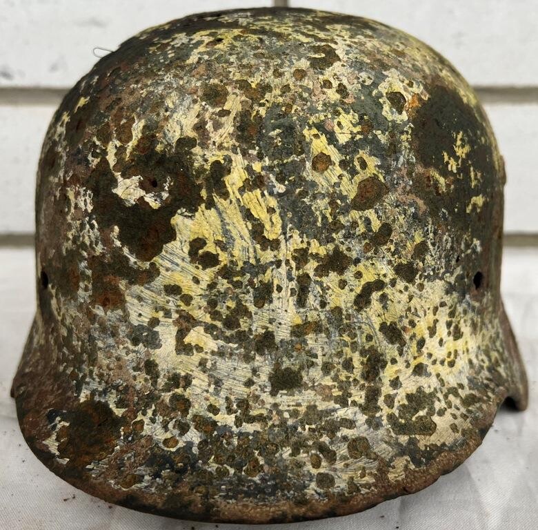 Winter camo German helmet M35 / from Demyansk