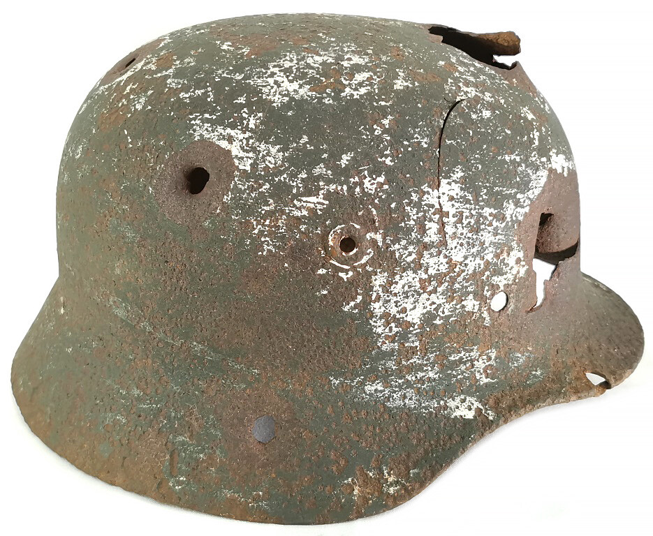 Winter Camo German helmet M40 / from Stalingrad