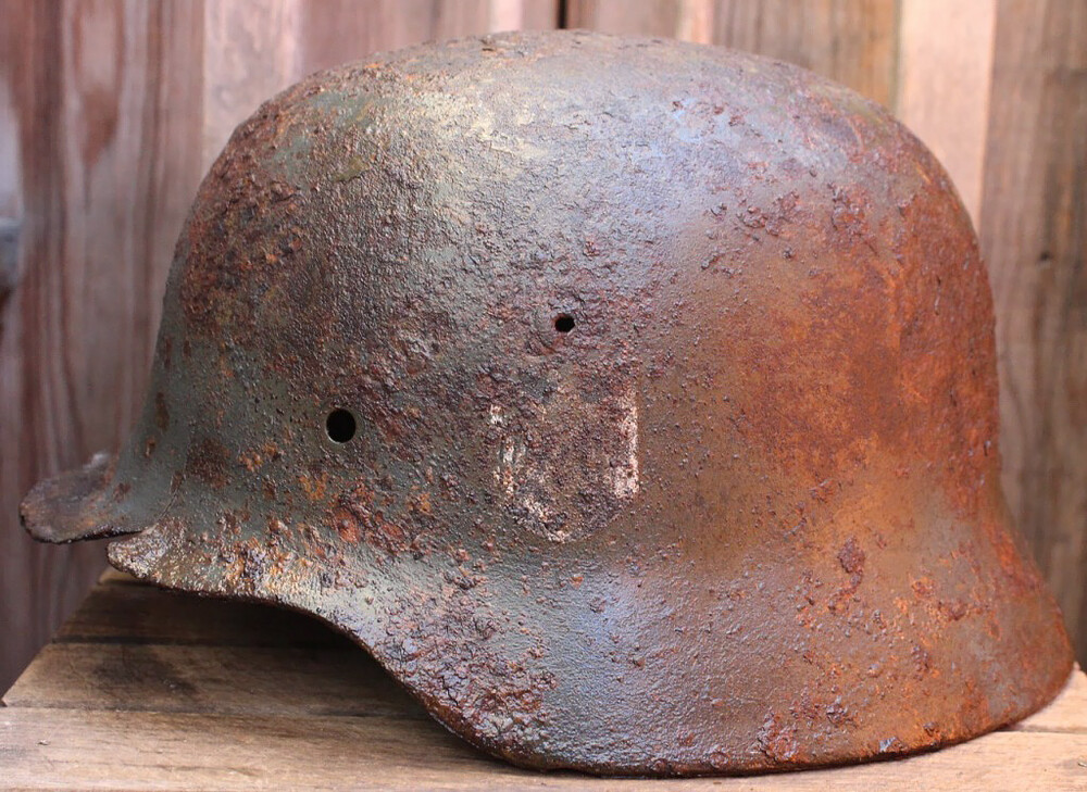 Wehrmacht helmet M35 / from Kaluga