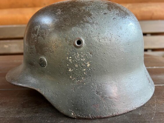 Wehrmacht helmet M40 / from Stalingrad