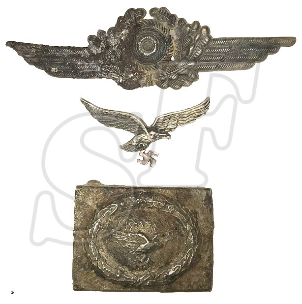 Luftwaffe Buckle & Cockades / from Stalingrad