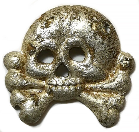Panzer collar tab skull / from Stalingrad
