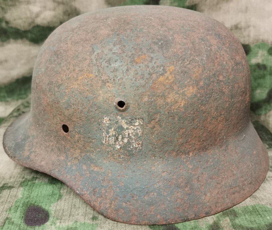 Wehrmacht helmet M35 DD